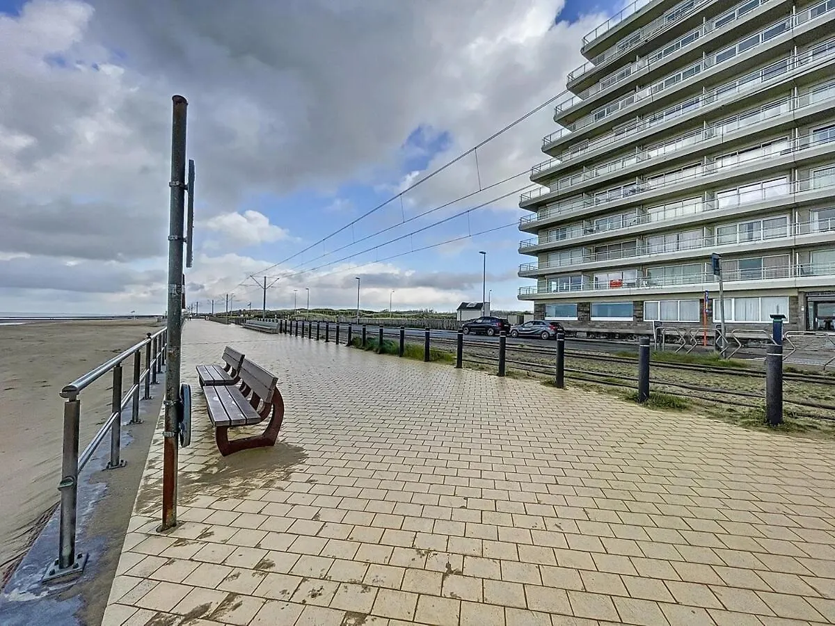 Apartment Long Beach With Sauna And Garage Middelkerke